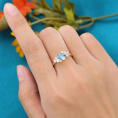 14K สีเหลืองทองเจ้าสาวสัญญาโบราณของขวัญวันครบรอบสำหรับผู้หญิงแหวนหมั้นมูนสโตนรูปลูกแพร์