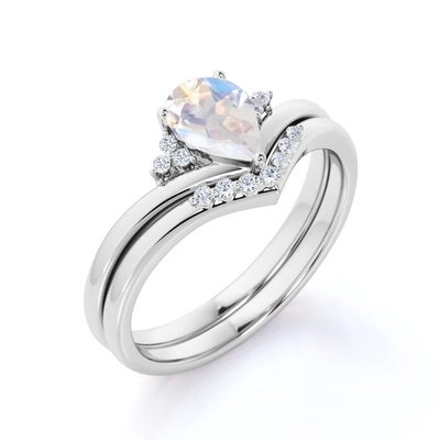 Natural Moonstone Gemstones 925 Silver Anniversary Jewelry Rings ลูกแพร์แท้