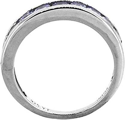 แหวนแทนซาไนท์สีน้ำเงินธรรมชาติ 0.5 CTW ประดับเพชร ตัวเรือนทองคำขาว 18K