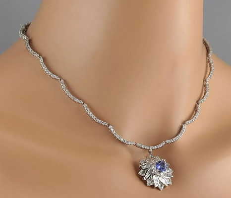 สร้อยคอแทนซาไนท์ธรรมชาติและเพชร 13.80 CTW ตัวเรือนไวท์โกลด์ 14K