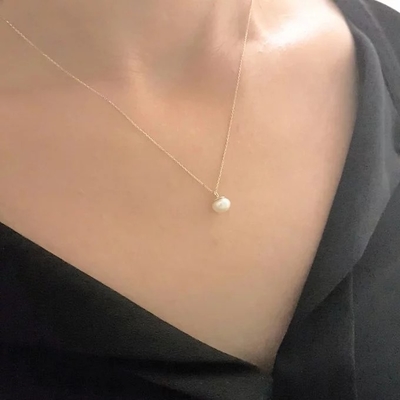 สร้อยคอพร้อมจี้ 14K สำหรับผู้หญิงประดับมุกน้ำจืดขนาด 6 มม