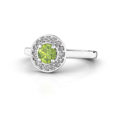 แหวน Halo Platinum Halo พร้อมเพอริดอทขนาดใหญ่โอบล้อมด้วยอัญมณีขนาดเล็กกว่า