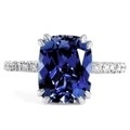 Selena 4ct Cushion Cut แหวนหมั้นไพลินสีน้ำเงินสำหรับผู้หญิง