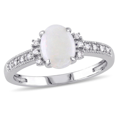 โอปอลทรงรีและ 1/15 CT. ที.ดับบลิว. แหวนเพชรบายพาสแยกก้านเงินสเตอร์ลิง