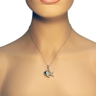 สร้อยคอเต่าทะเลสีเขียวเครื่องประดับโซ่เงินพร้อมจี้ Rhinestone สำหรับชุดลำลองสร้อยคอ Sea Life