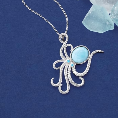 สร้อยคอพร้อมจี้ Larimar Octopus เป็นเงินสเตอร์ลิงประดับ CZ