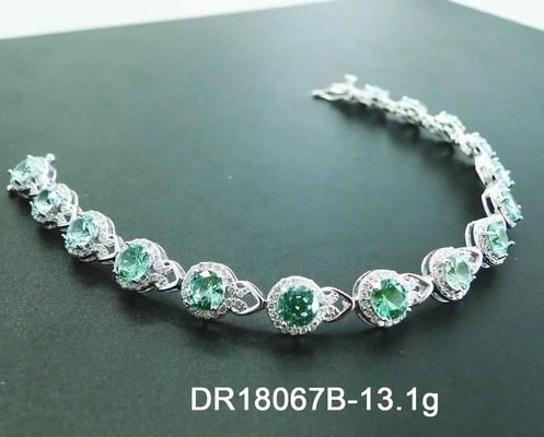 เครื่องประดับ CZ 925 เงินสเตอร์ลิง Pear Cut Green Spinel สร้อยข้อมือเทนนิสหยดน้ำตา