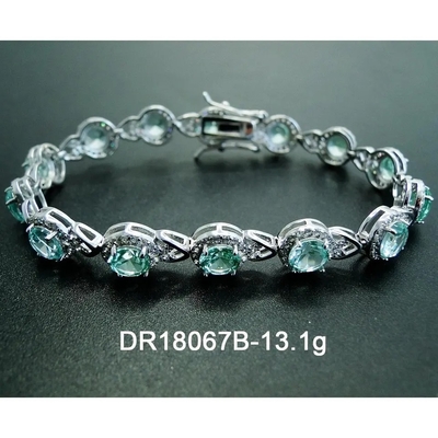 เครื่องประดับ CZ 925 เงินสเตอร์ลิง Pear Cut Green Spinel สร้อยข้อมือเทนนิสหยดน้ำตา