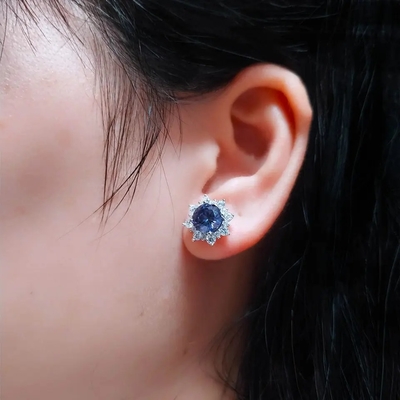 Solid 925 เงินสเตอร์ลิงสร้าง Tanzanite CZ เครื่องประดับคริสต์มาสต่างหูสตั๊ดสำหรับผู้หญิง