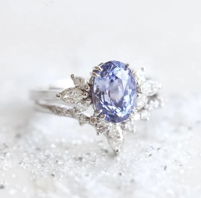 S925 Rose Gold Oval Lavender Sapphire Side Cz แหวนหมั้นสัญญาเครื่องประดับหรูหรา