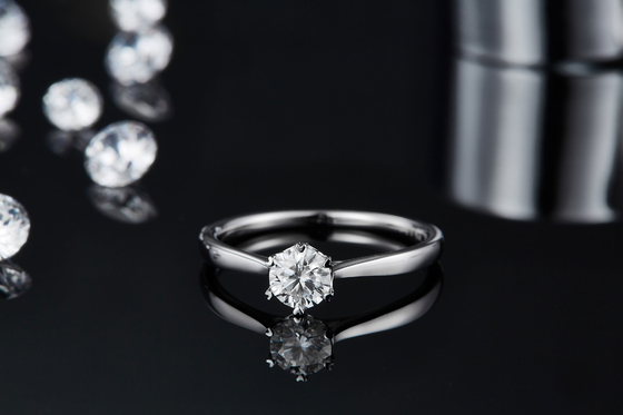 0.5ct Shape Hexgonal Lab Diamond Jewelry with Silver Women Ring
