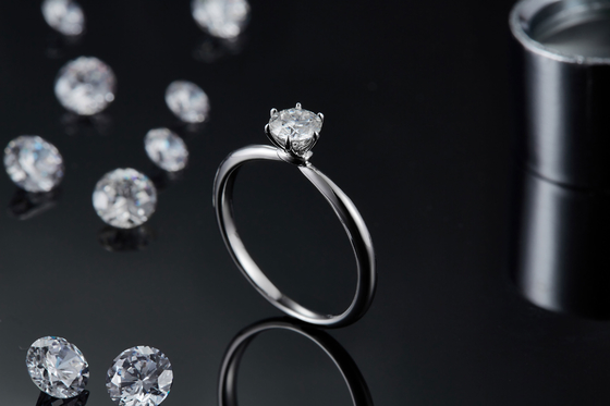 ขายส่งเครื่องประดับ Moissanite 925 เงินสเตอร์ลิงแหวนหมั้นแหวนเพชร Moissanite