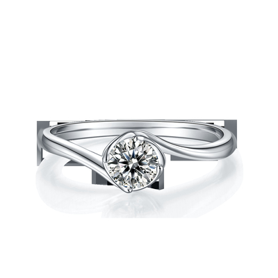 แหวนทองคำขาว 14 กะรัต Lab Grown Moissanite แรงบันดาลใจจาก Moissanite แหวนเพชรหมั้น Moissanite