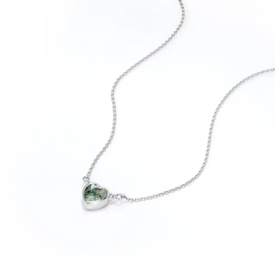 925 Silver Simple Natural Light Brilliant Elegant Green Heart Shaped Moss Agate สร้อยคอสำหรับขาย