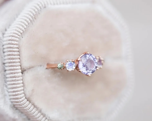 แหวนควอตซ์ลาเวนเดอร์ธรรมชาติ, 925 เงินสเตอร์ลิง Rose Gold Plated Five Stone Ring