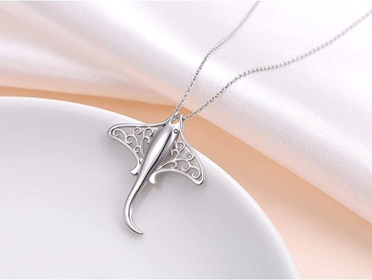 Lady tree 925 เงินสเตอร์ลิงสร้อยคอปลากระเบน Manta Ray Turtle Dolphin Charm สร้อยคอเต่า