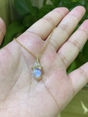 สร้อยคอมูนสโตนธรรมชาติหกเหลี่ยม, สร้อยคอโซ่ทอง 14k ยาว 14 นิ้ว