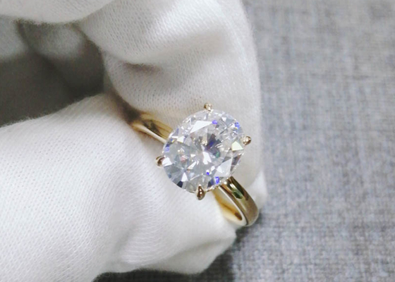 1.5ct Oval Cut Lab Grown Moissanite Ring วัสดุทอง 14K 0.7×0.9cm size