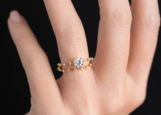 แหวนเพชร Moissanite 1.0 กะรัต, แหวนหมั้นทรงกลม 6.5 มม. ODM
