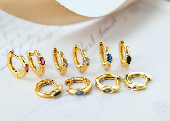 Huggie Hoop ต่างหูทอง 9K Marquise Cut Inner 8.5mm Oouter 11.5mm Dimension