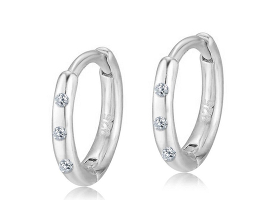ต่างหูเพชร Huggie Hoop 0.06 กะรัต 8mm 7mm 6mm ขนาด 1.3-1.5g Weight