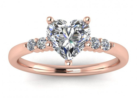 แหวนเงิน 0.8ct 9K รูปหัวใจพร้อม Lab Diamond ขนาด 6MM