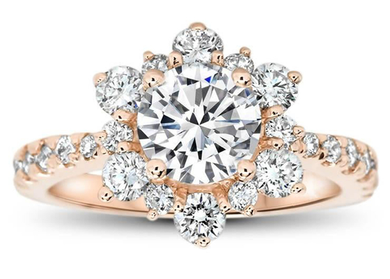 แหวนเงิน 9K แรงบันดาลใจจากเกล็ดหิมะพร้อม Lab Diamond RD6.5MM ขนาด 1.0ct น้ำหนัก