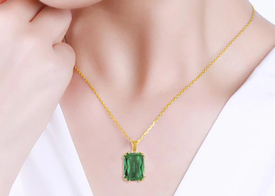 สร้อยคอทอง 14K วินเทจ 2.67ct 8×10mm พร้อมจี้มรกตธรรมชาติ