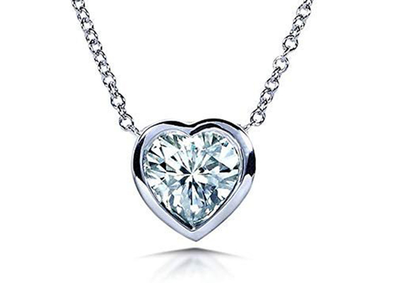 สร้อยคอทองคำ 14K ขนาด 16 นิ้ว แบบฝาหัวใจพร้อม Moissanite ขนาด 6x6 มม